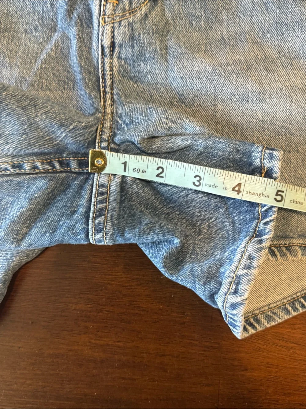 Zara Mom Fit Denim Short Women’s Size 12 Baggy Leg Light Wash